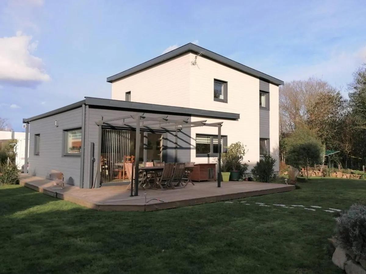 Villa Bois Avec Jardin, Terrasse, Wifi, Proche Centre Et Plage A Trebeurden - Fr-1-368-273
